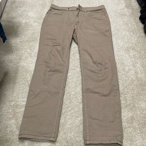Everlane performane chino